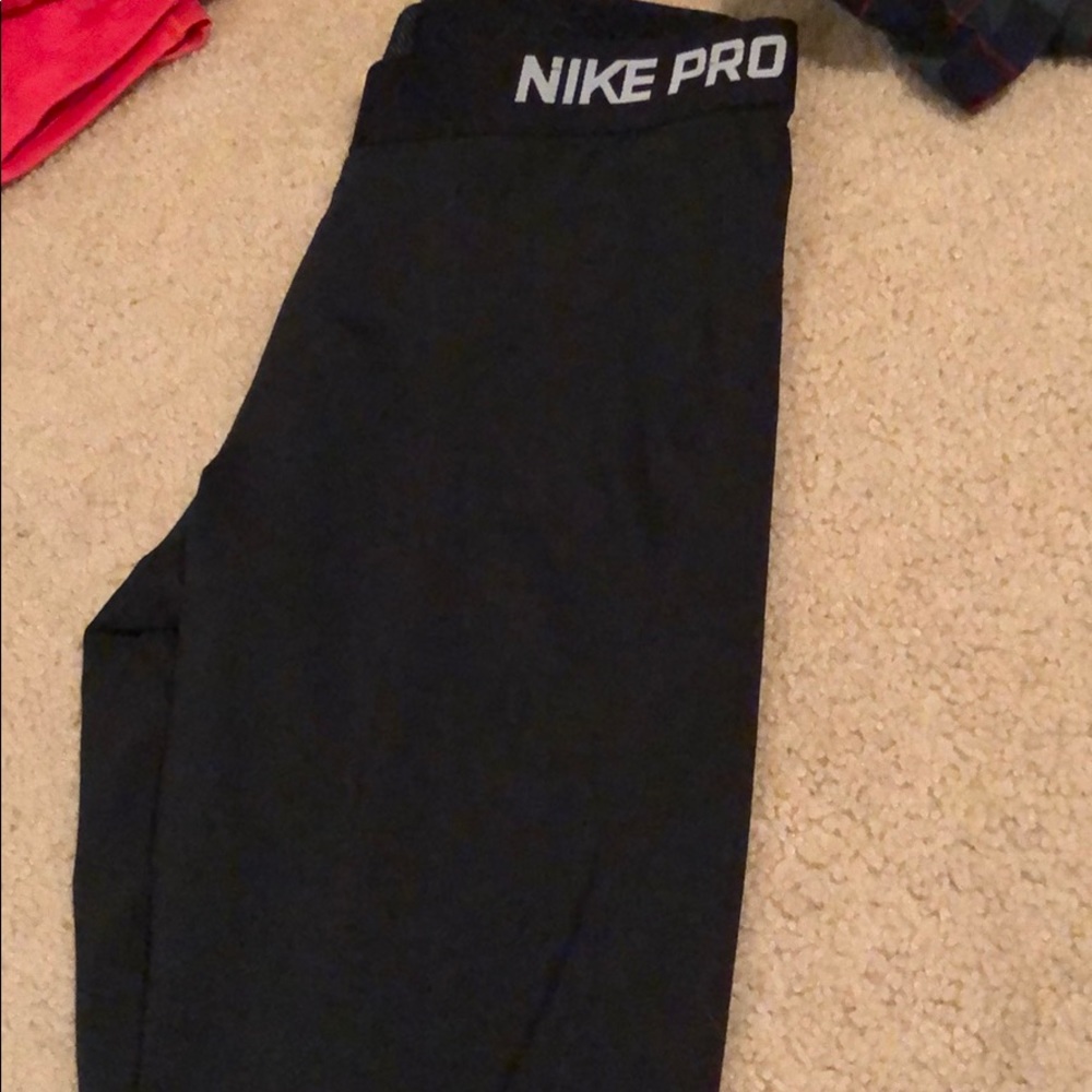 nike pro athletic leggings